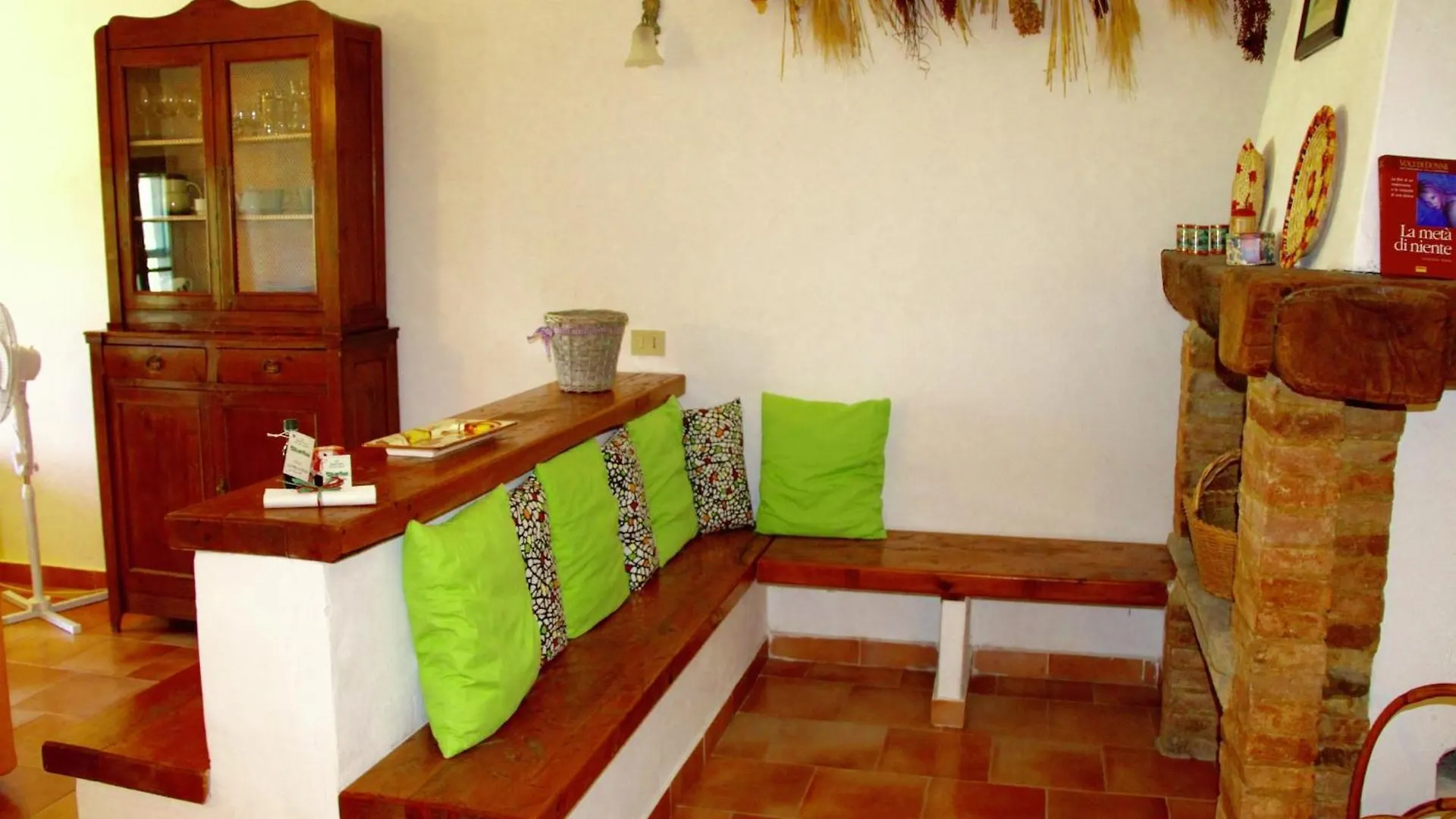 Appealing Apartment In Collesalvetti With Garden Nugola
