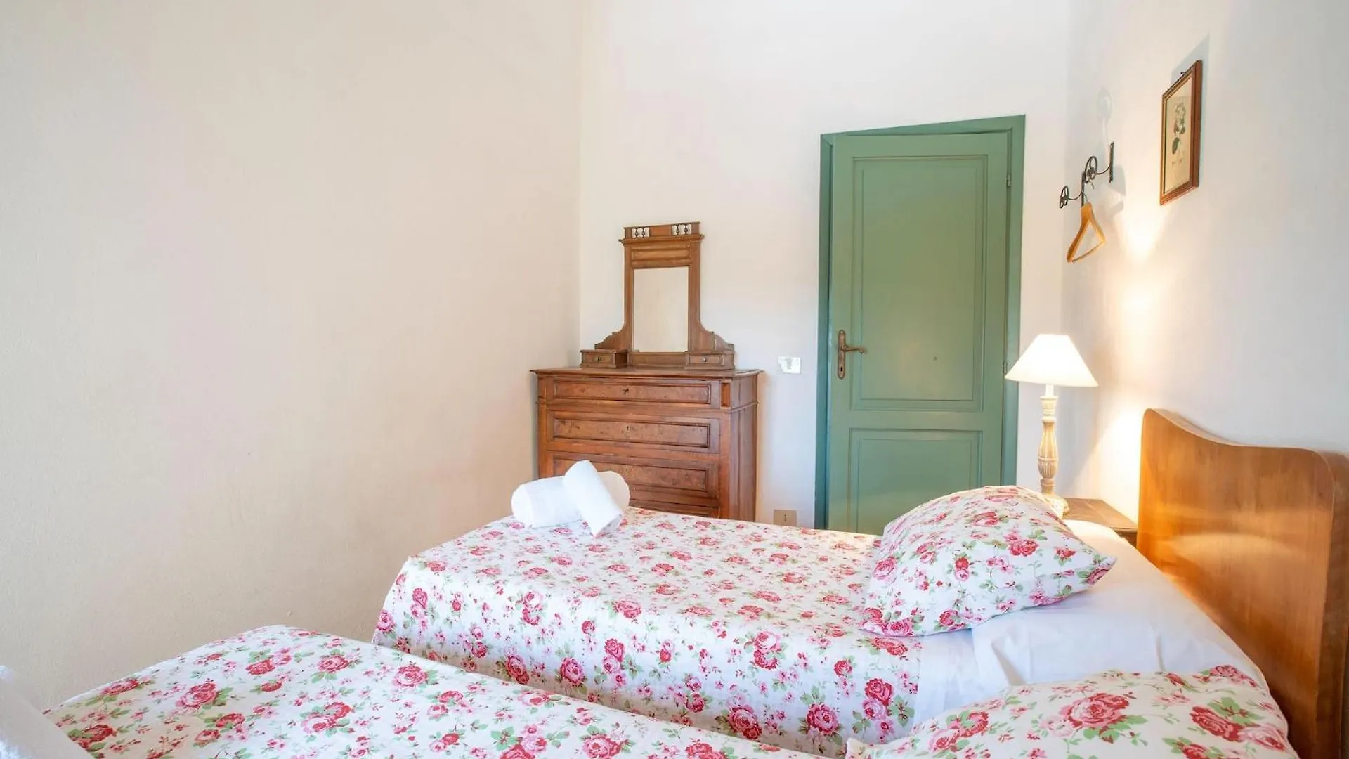 Appealing Apartment In Collesalvetti With Garden Nugola 0*,