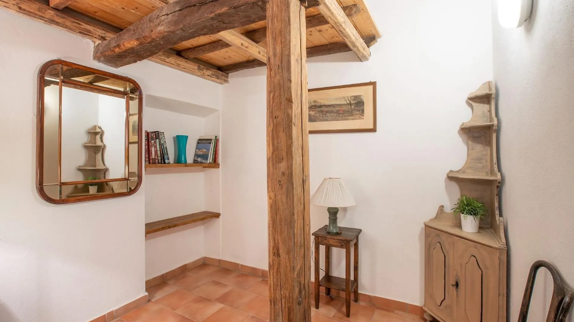 Holiday home Appealing Apartment In Collesalvetti With Garden Nugola