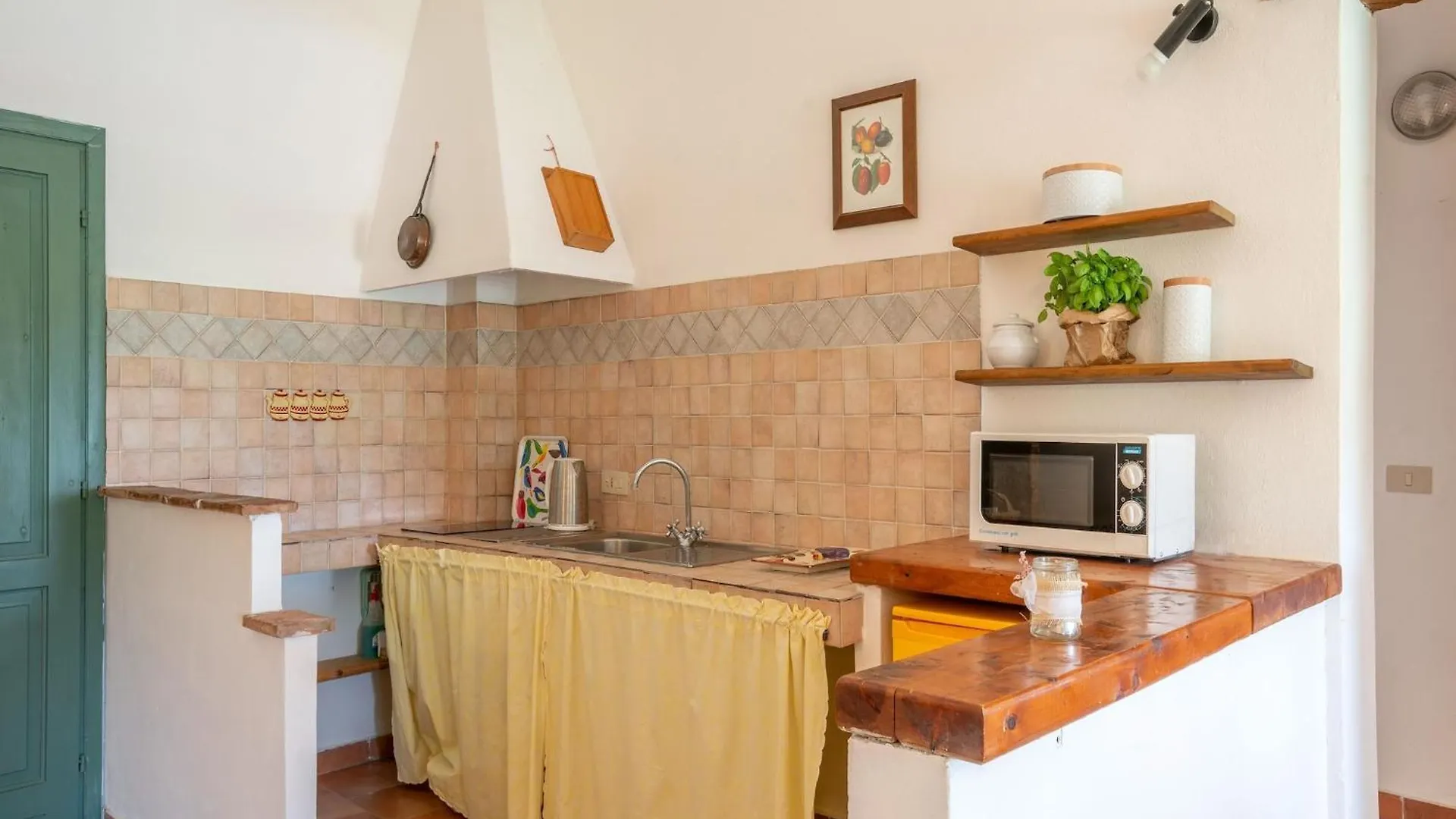 Appealing Apartment In Collesalvetti With Garden Nugola Сasa de vacaciones