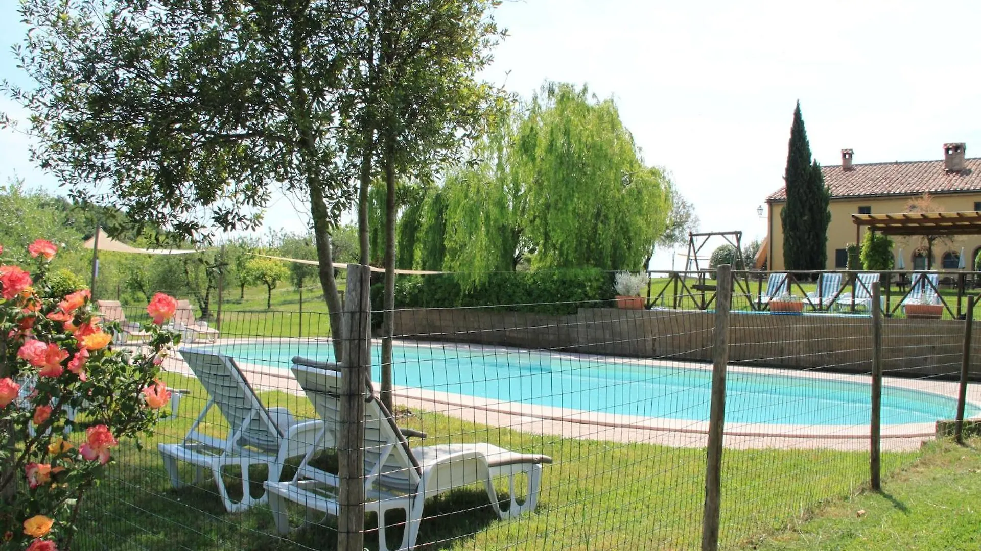 Appealing Apartment In Collesalvetti With Garden Nugola